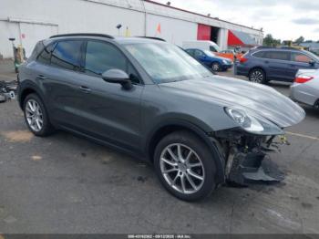  Salvage Porsche Cayenne