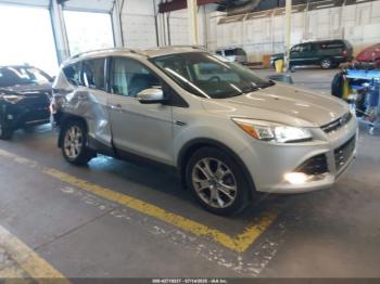  Salvage Ford Escape