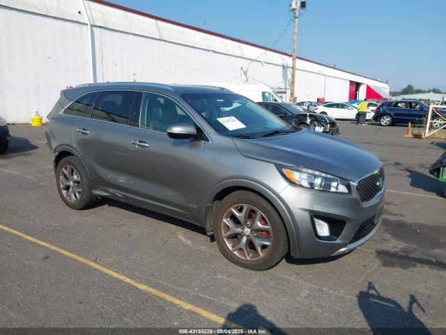  Salvage Kia Sorento