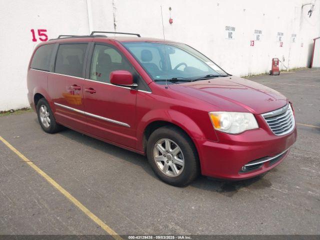 Salvage Chrysler Town & Country
