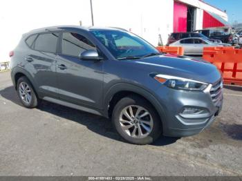  Salvage Hyundai TUCSON