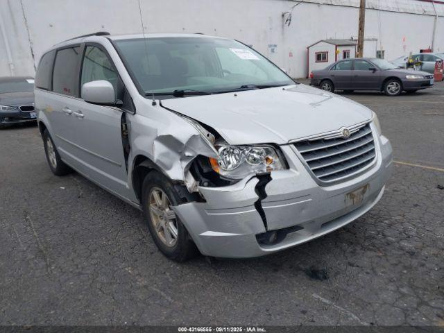  Salvage Chrysler Town & Country