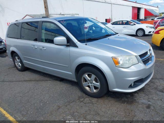  Salvage Dodge Grand Caravan