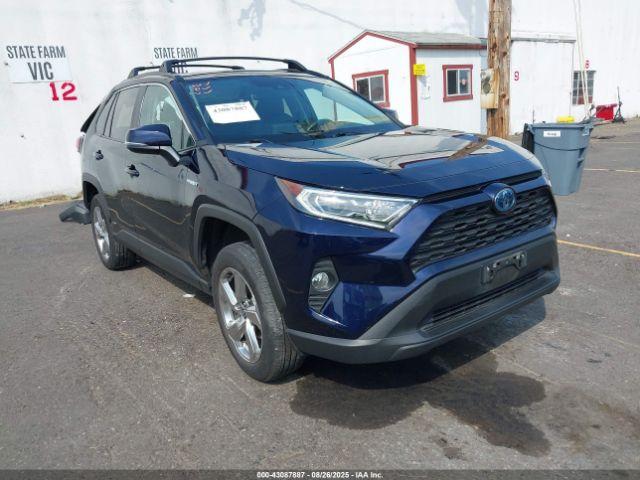  Salvage Toyota RAV4