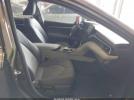 Toyota Camry Le Image 2
