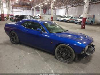  Salvage Dodge Challenger
