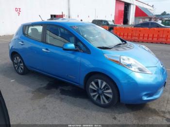  Salvage Nissan LEAF