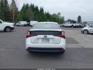 Toyota Prius L Image 13