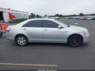 Toyota Camry Le Image 9