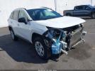 Toyota RAV4 Le Image 1