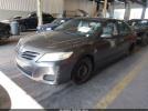 Toyota Camry Le Image 3