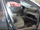 Toyota Camry Le Image 6