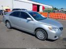 Toyota Camry Le Image 1