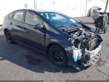  Salvage Toyota Prius