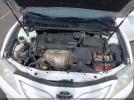 Toyota Camry Le Image 6