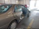Toyota Camry Le Image 14