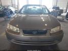 Toyota Camry Le Image 6