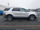 Ford Explorer Platinum Image 11