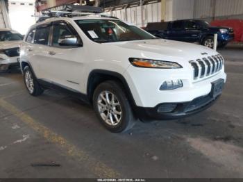  Salvage Jeep Cherokee