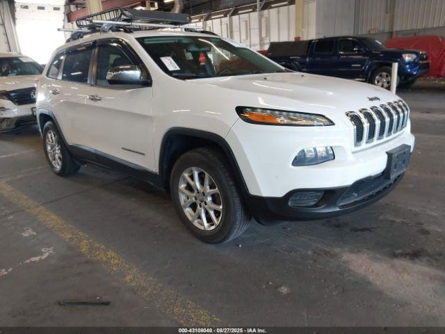  Salvage Jeep Cherokee