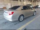 Toyota Camry Xle Image 8