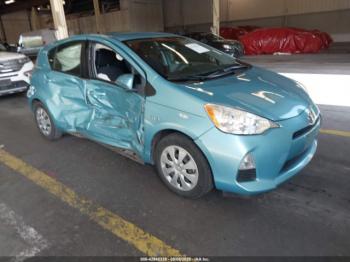  Salvage Toyota Prius c