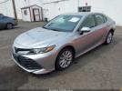 Toyota Camry Le Image 3