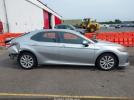 Toyota Camry Le Image 13