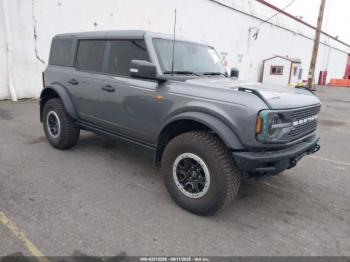 Salvage Ford Bronco