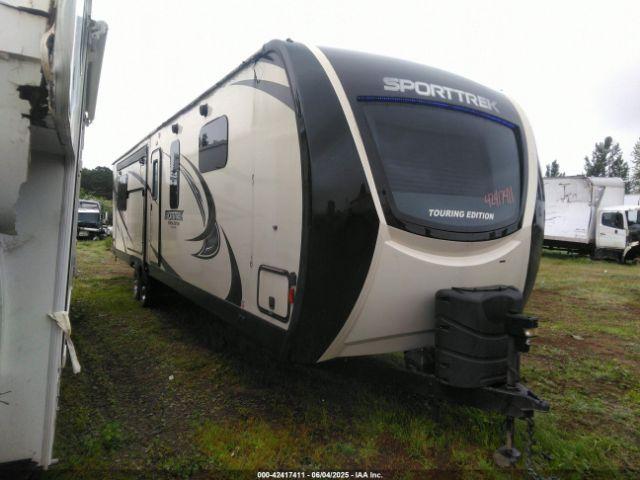  Salvage Venture Travel Trailer