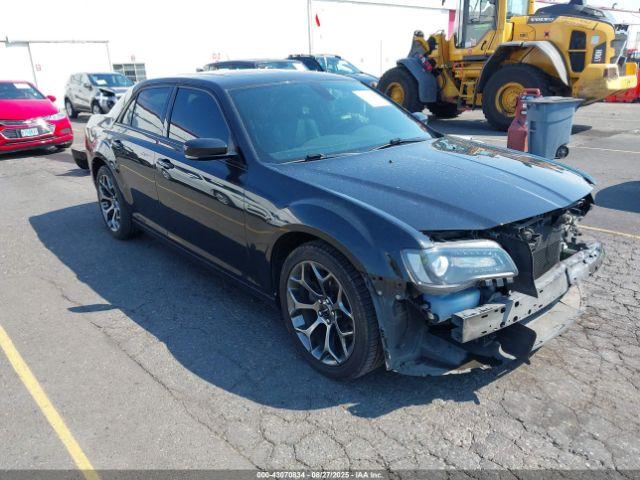  Salvage Chrysler 300