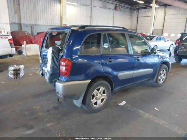 Toyota RAV4 Image 16