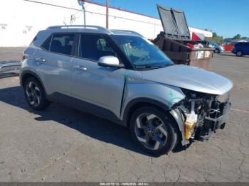  Salvage Hyundai VENUE