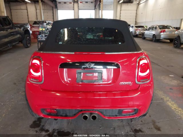 MINI Convertible Cooper S Image 12