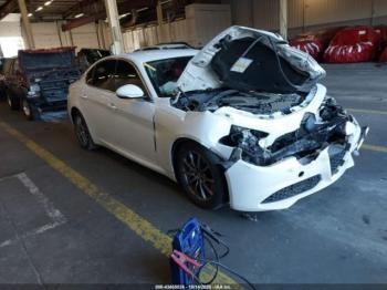  Salvage Alfa Romeo Giulia
