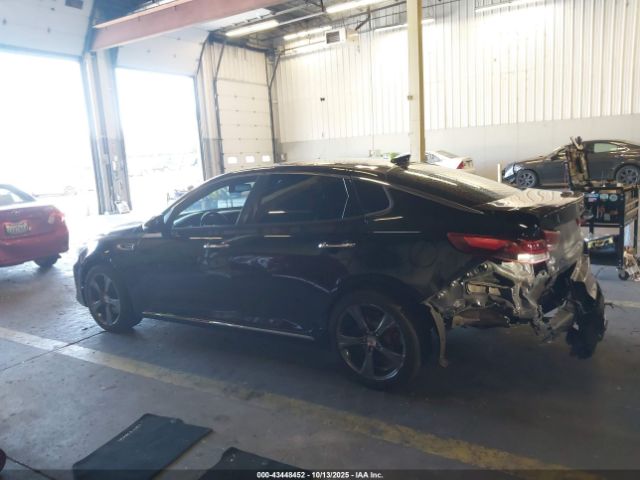 Kia Optima Sxl Turbo Image 11