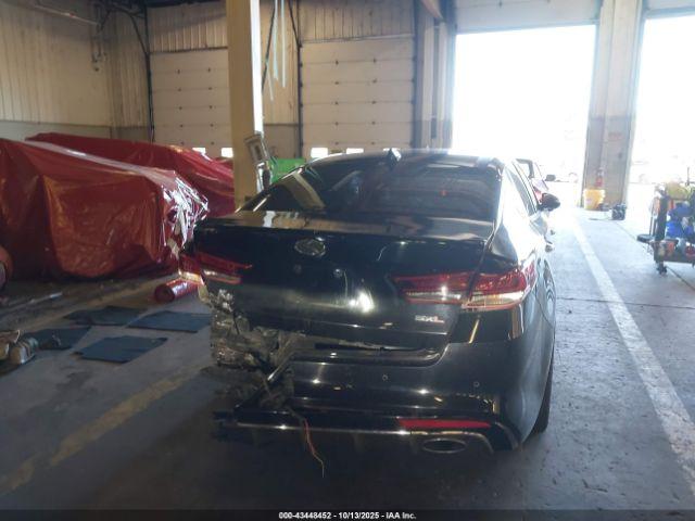 Kia Optima Sxl Turbo Image 12