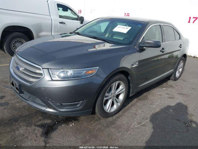 Ford Taurus Sel Image 15