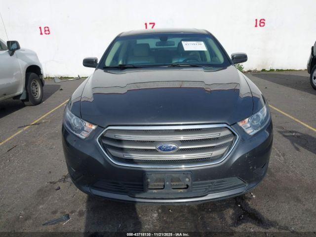 Ford Taurus Sel Image 5