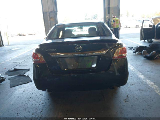 Nissan Altima 2.5 S Image 16