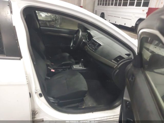 Mitsubishi Lancer Es Image 9