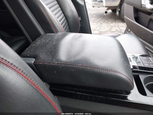 Land Rover Discovery Hse Image 13