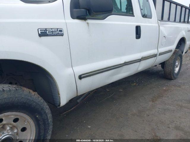 Ford F-250 Image 2