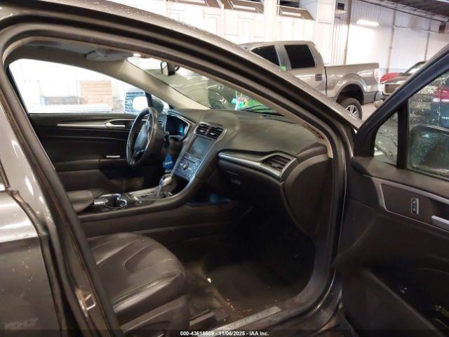 Ford Fusion Titanium Image 5