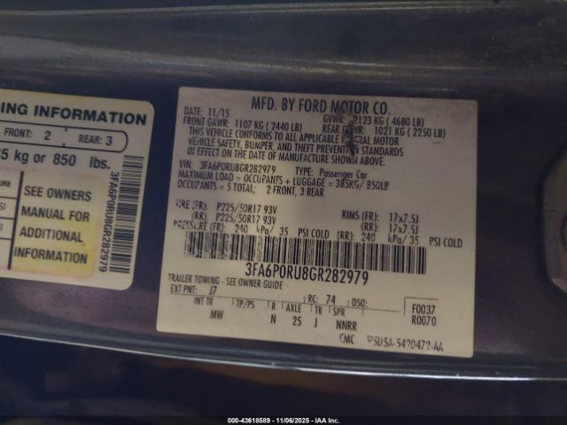 Ford Fusion Titanium Image 8