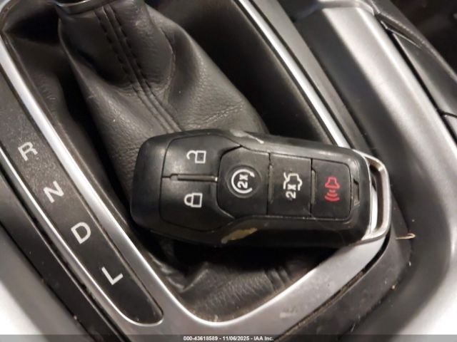 Ford Fusion Titanium Image 14