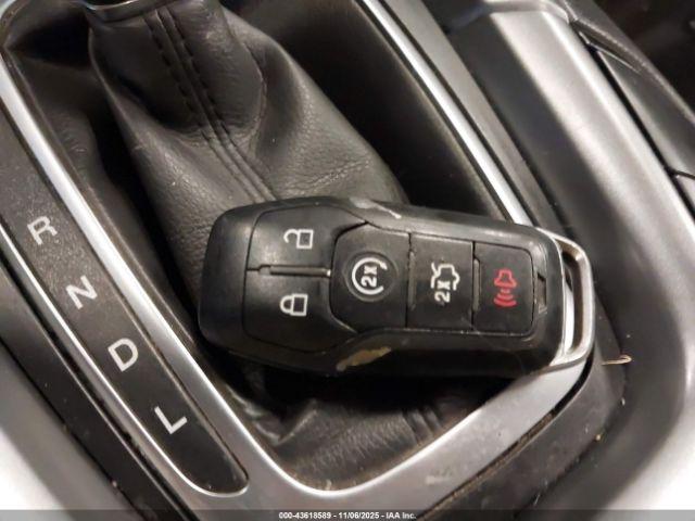 Ford Fusion Titanium Image 14