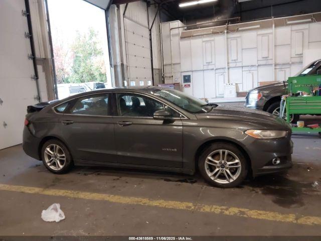 Ford Fusion Titanium Image 3