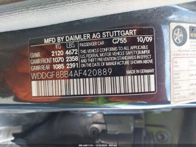 Mercedes-Benz C-Class Image 10