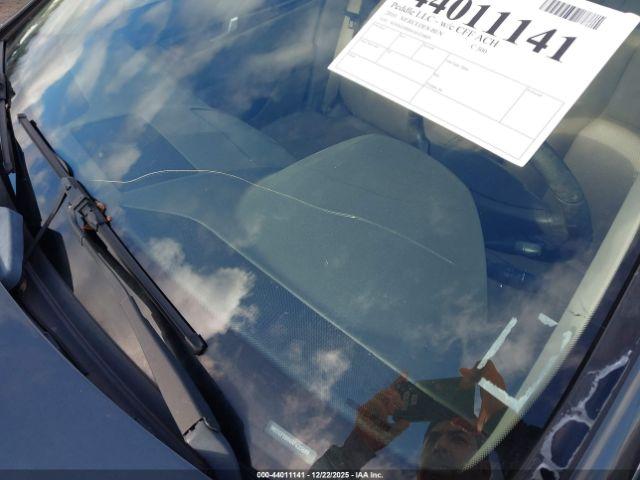 Mercedes-Benz C-Class Image 12